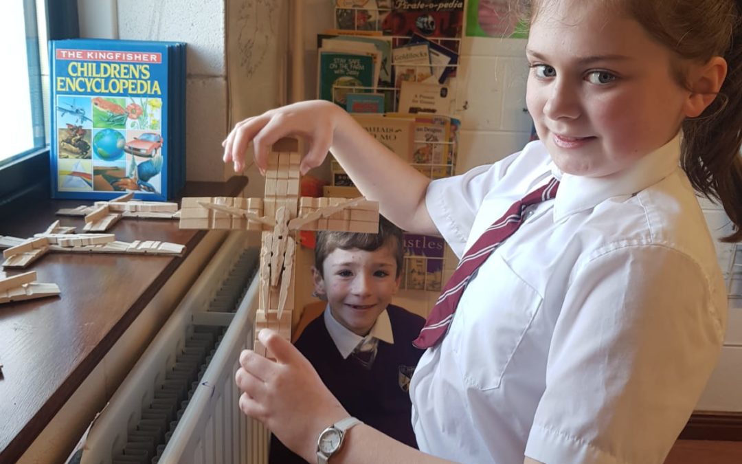 Making Crosses with Clothes pegs